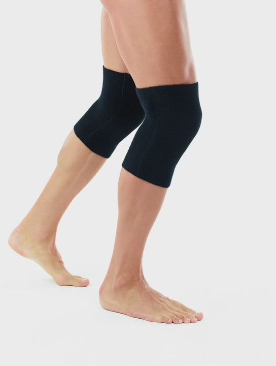 Angora and Wool Knee warmer model video
